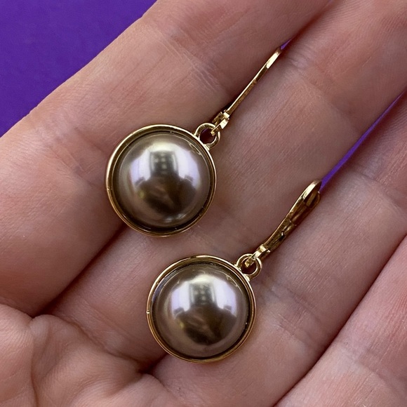 💛 Gold Plated Joan Rivers Pearl Drop Earrings - Picture 3 of 5